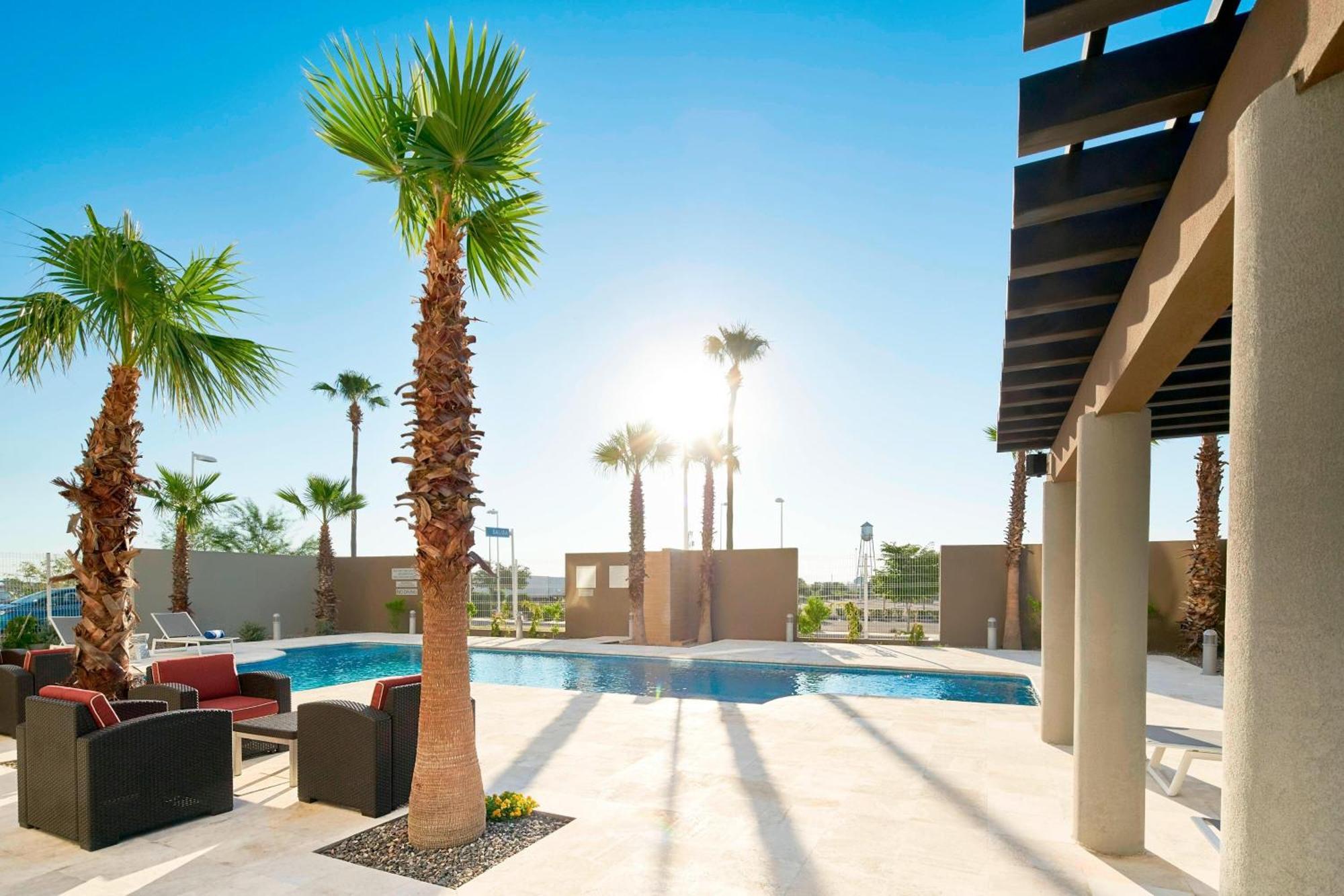 Courtyard By Marriott Hermosillo Hotell Eksteriør bilde