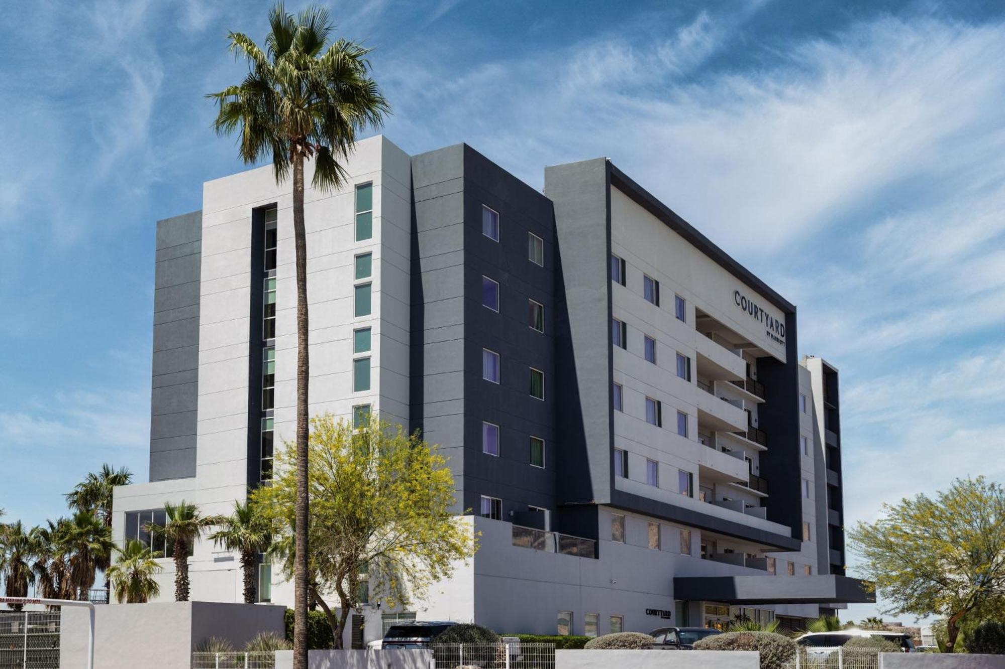 Courtyard By Marriott Hermosillo Hotell Eksteriør bilde